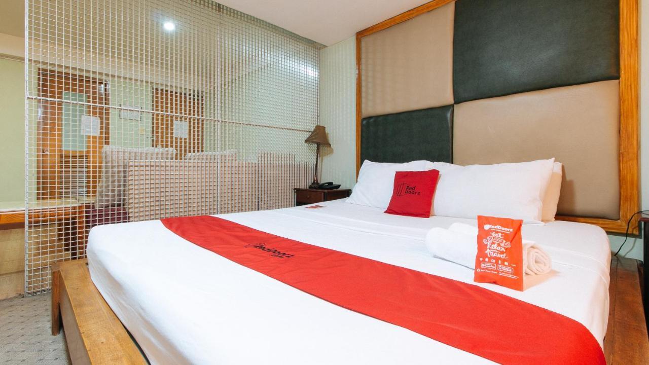 Reddoorz At Timog Avenue Bandar Quezon Luaran gambar