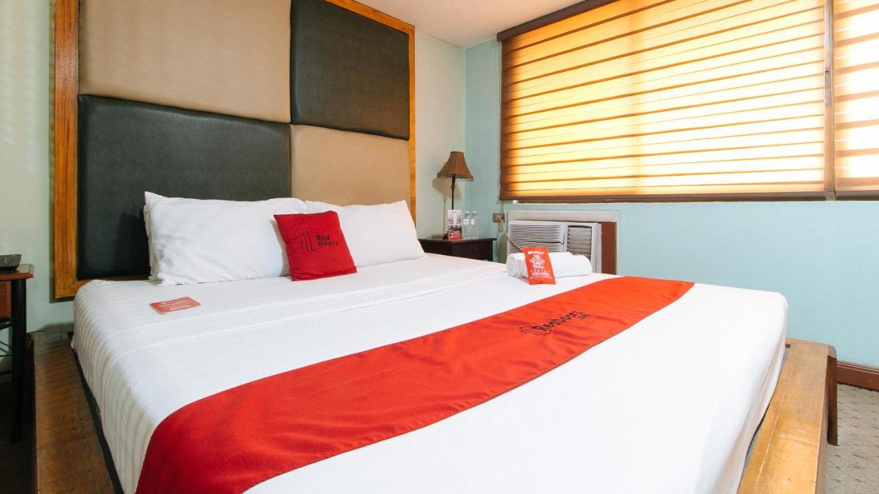 Reddoorz At Timog Avenue Bandar Quezon Luaran gambar