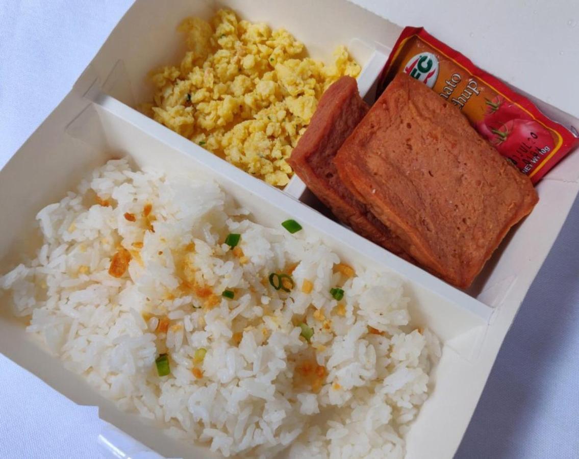 Reddoorz At Timog Avenue Bandar Quezon Luaran gambar